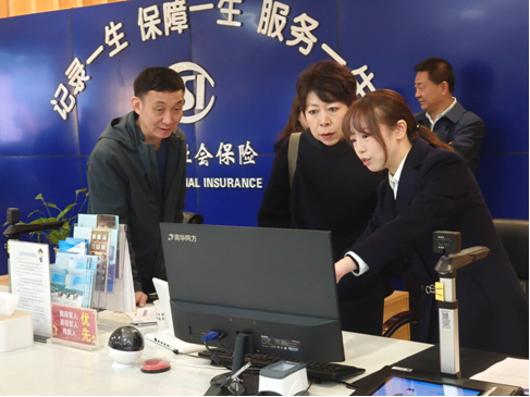 深入一线察实情 精准指导促提升